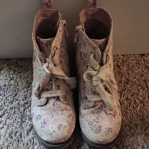 Cat & Jack Floral Kids Boots Size 11